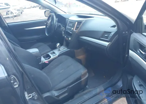 2012 Subaru Outback 2.5I Premium z USA, uszkodzony, nr VIN 4S4BRCCC6C3293472